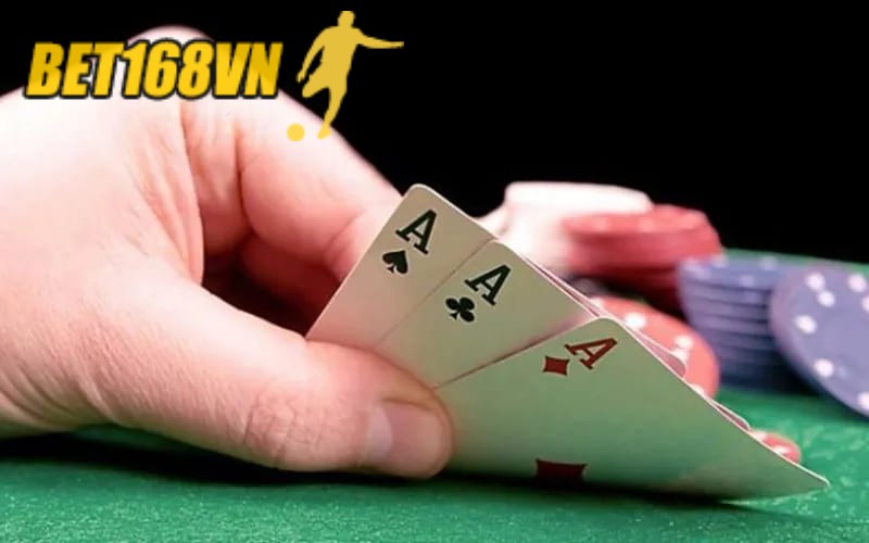 Cần phân tích và tính toán kỹ lưỡng khi chơi bài Liêng