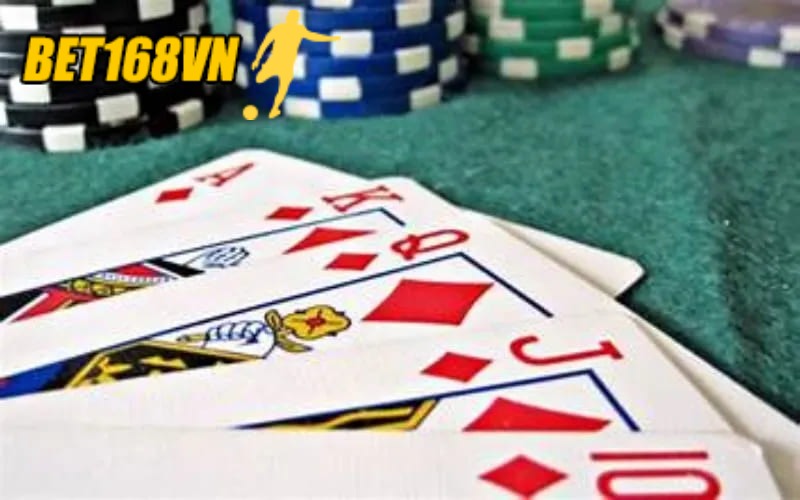 Chi tiết luật chơi bài Xì tố cơ bản